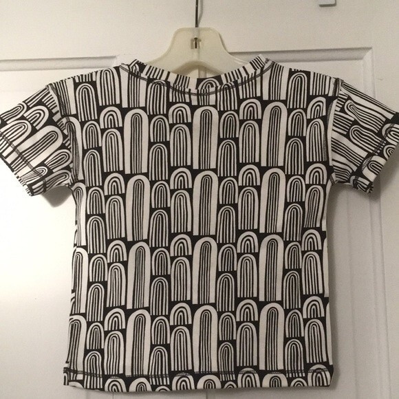 Kate Quinn shirt black rainbow 2t top short sleeve t shirt tee girls toddler - Picture 2 of 2